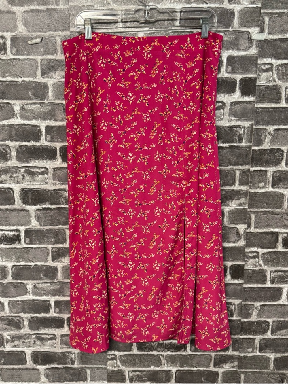 Lulus pink floral midi skirt a-line front slit